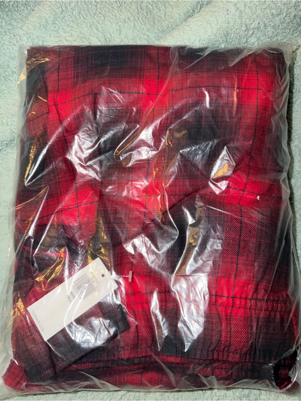 Old Navy Red and Black Plaid Men's Shirt